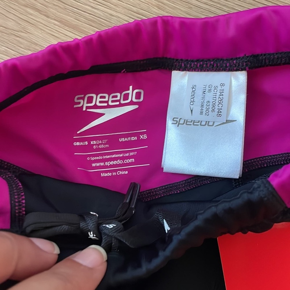 NWT Speedo Fastskin Xenon Tri Shorts Size XS Black Pink Tri Pad Bonded Leg Hem - Picture 9 of 14